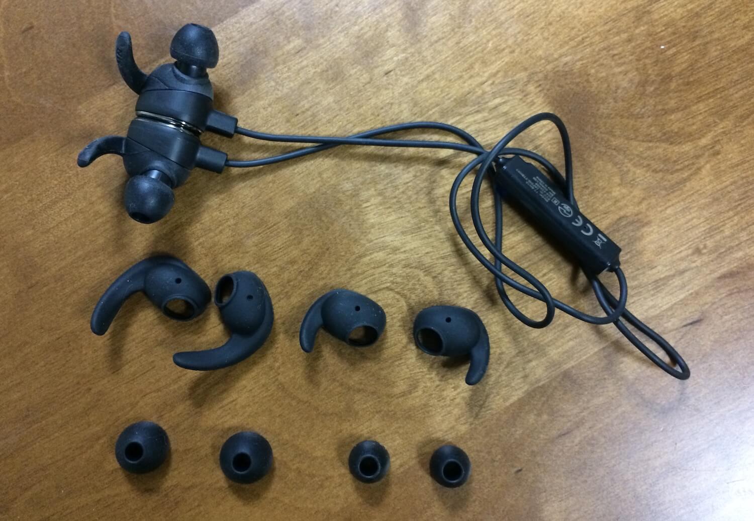 TaoTronics TT-BH15 中身2.JPG TaoTronics TT BH15 中身2
