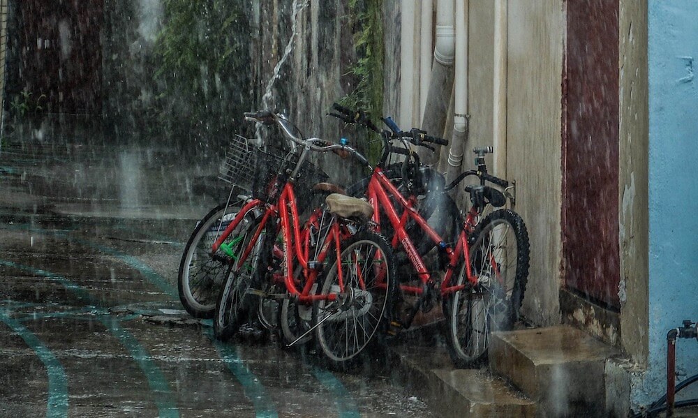 自転車用レインコートおすすめ10選 雨の日でも濡れたくないママ達へ はたのブログ